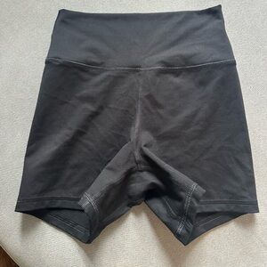Black Fleo true high shorts
